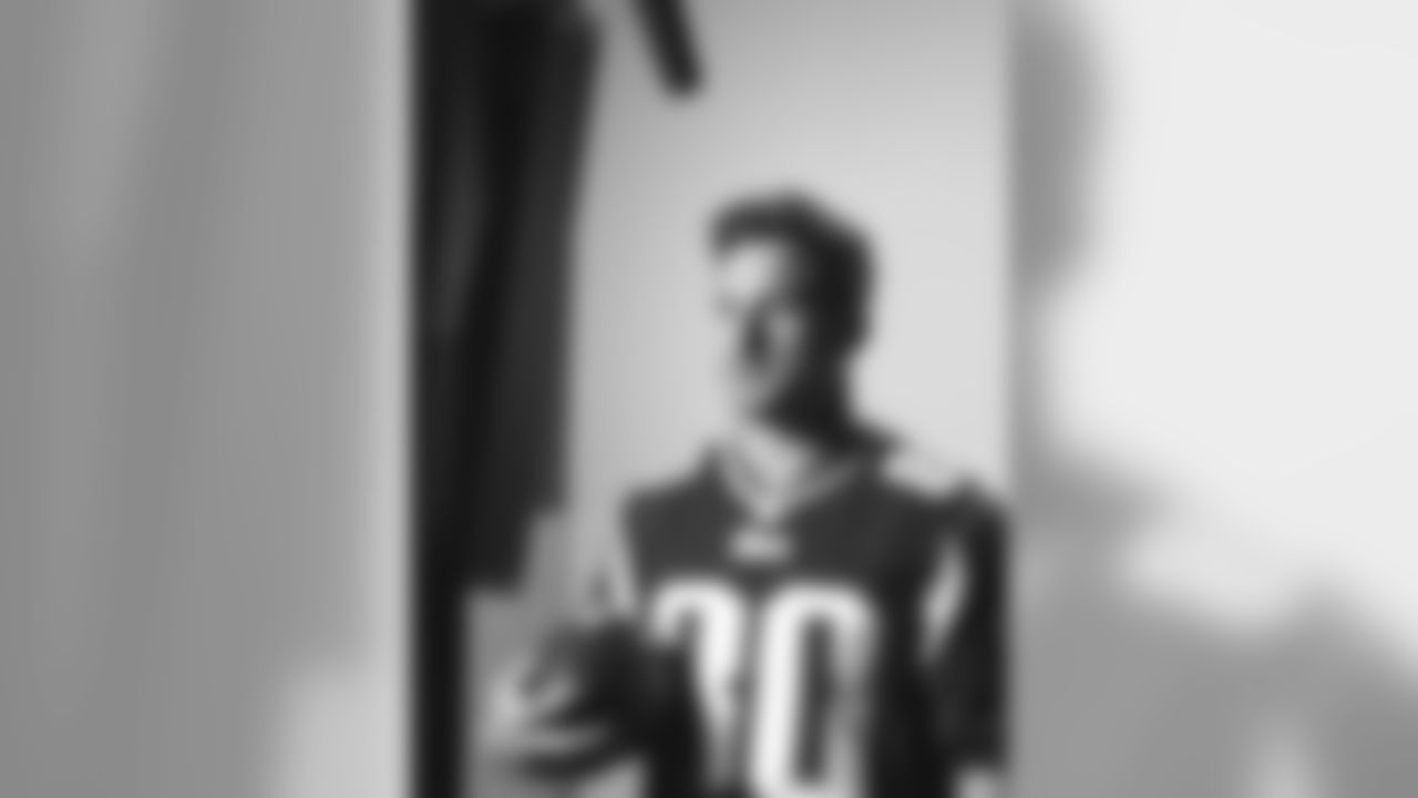 20150611-amendola-headshotday.jpg
