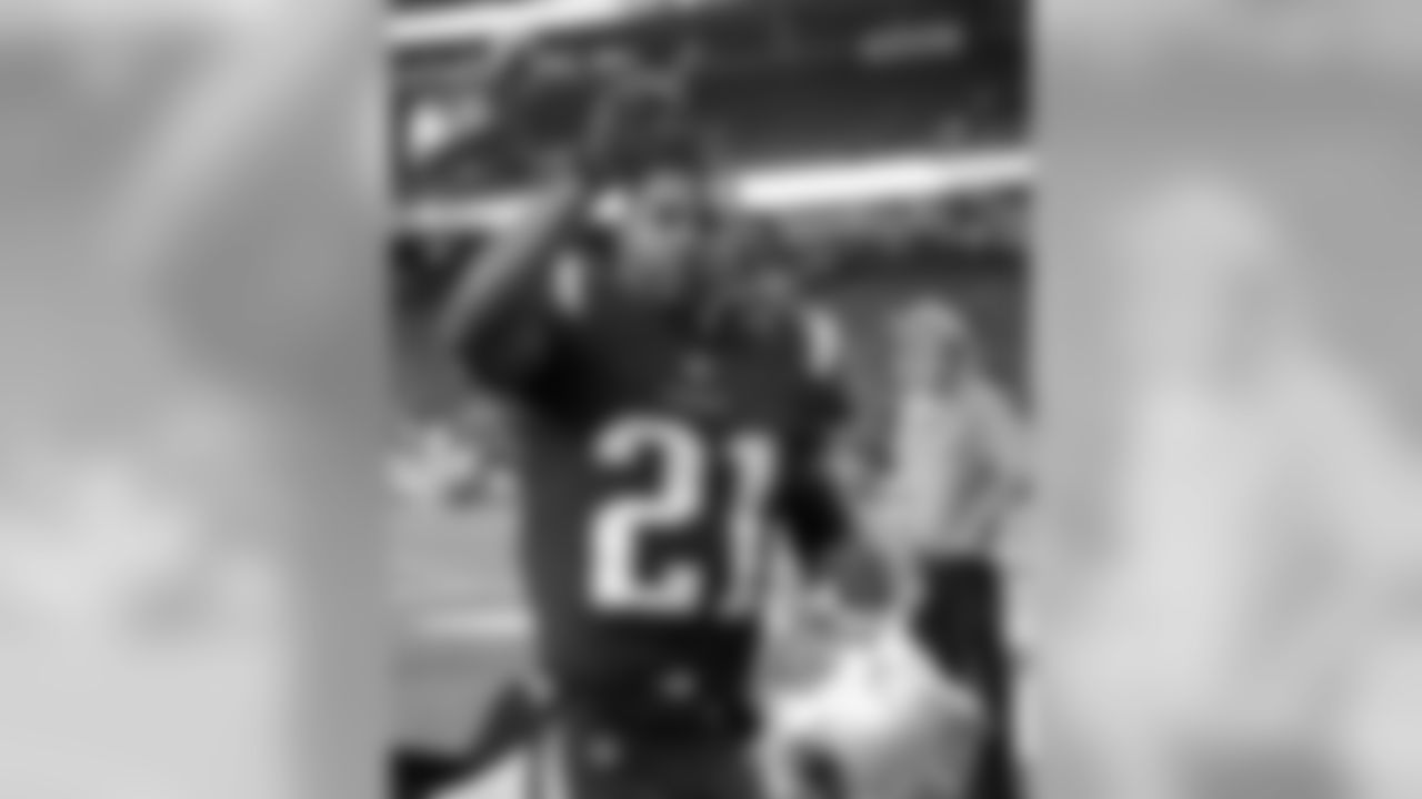 New England Patriots cornerback Malcolm Butler leaves the field after an NFL football game against the Houston Texans Thursday, Sept. 22, 2016, in Foxborough, Mass. The Patriots won 27-0. (AP Photo/Elise Amendola)