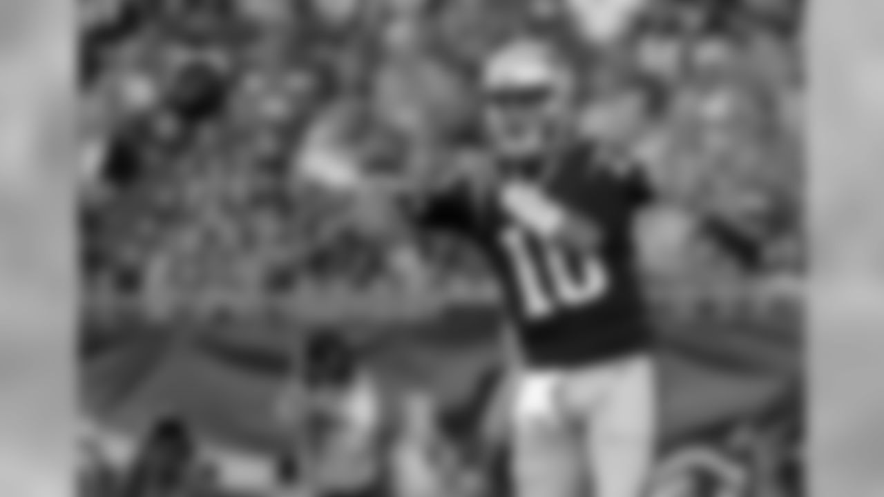 New England Patriots quarterback Jimmy Garoppolo throws a pass against the Jacksonville Jaguars in the first half of an NFL preseason football game, Thursday, Aug. 10, 2017, in Foxborough, Mass. (AP Photo/Steven Senne)