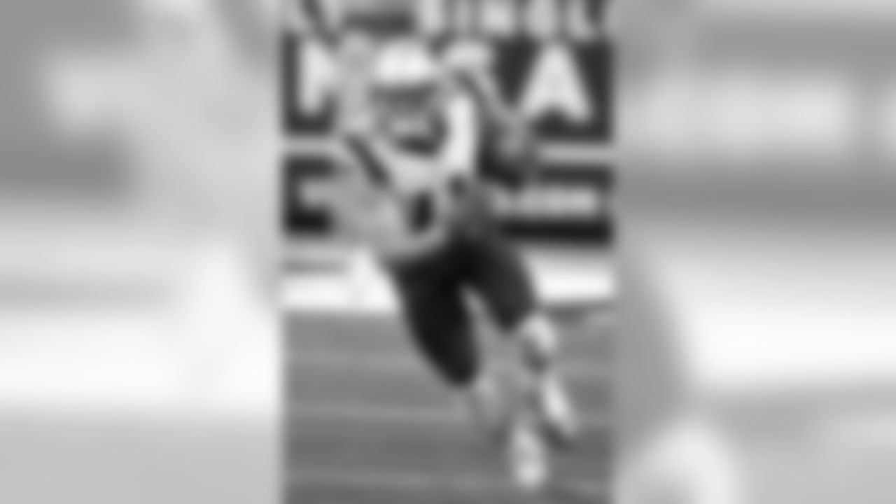 New England Patriots vs Indianapolis Colts.