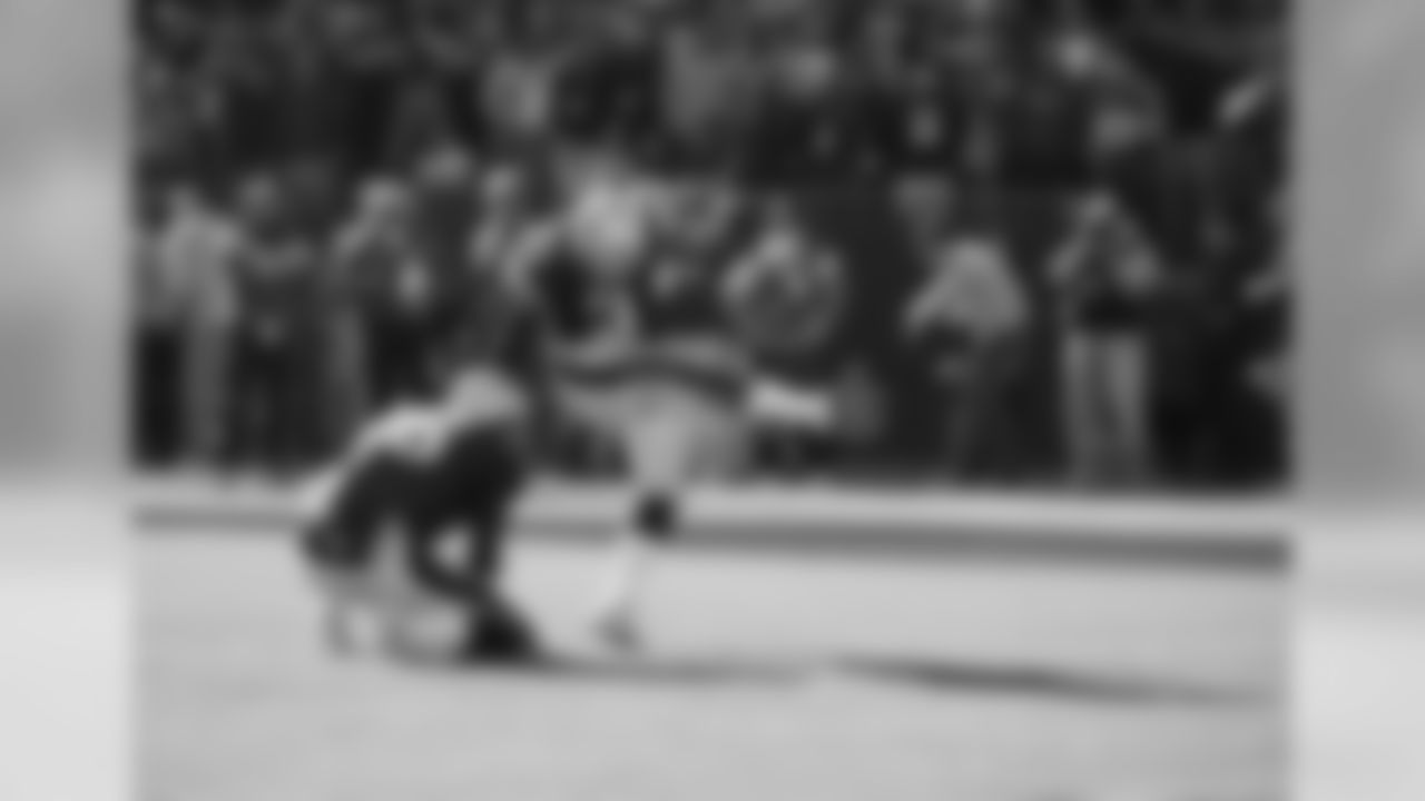 gostkowski-ds-watermarked.jpg