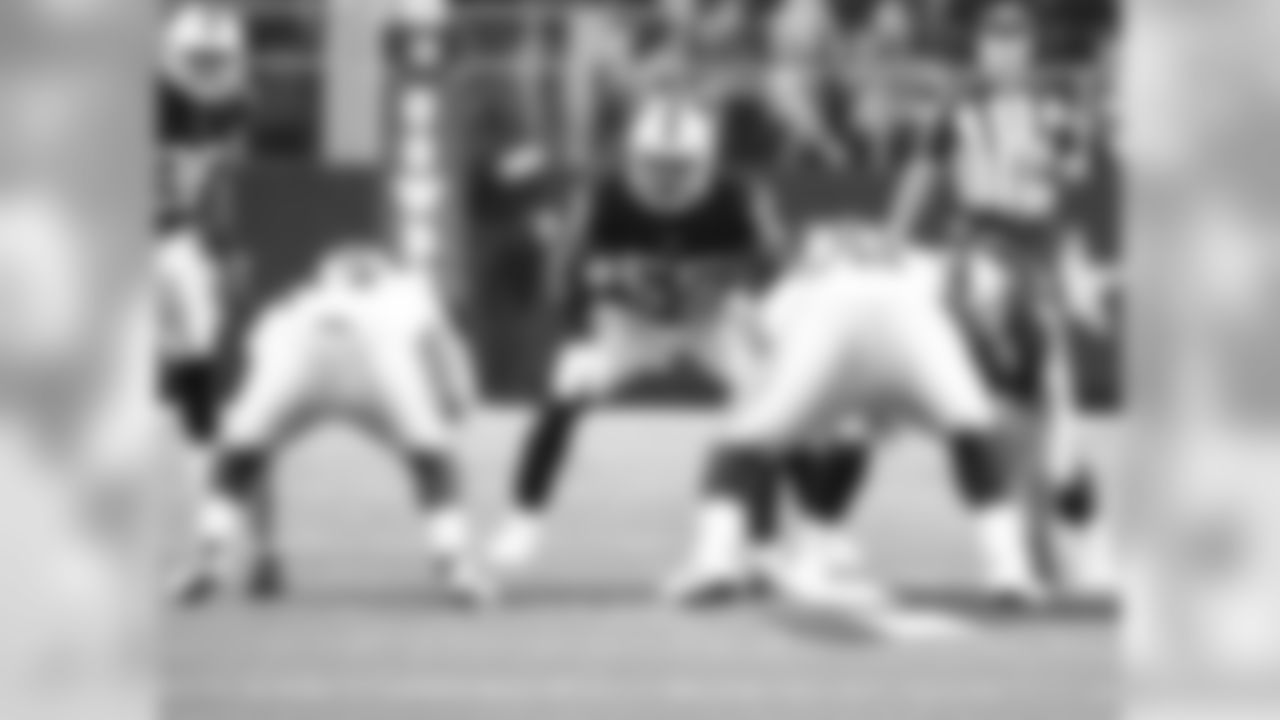 LB Marquel Lee