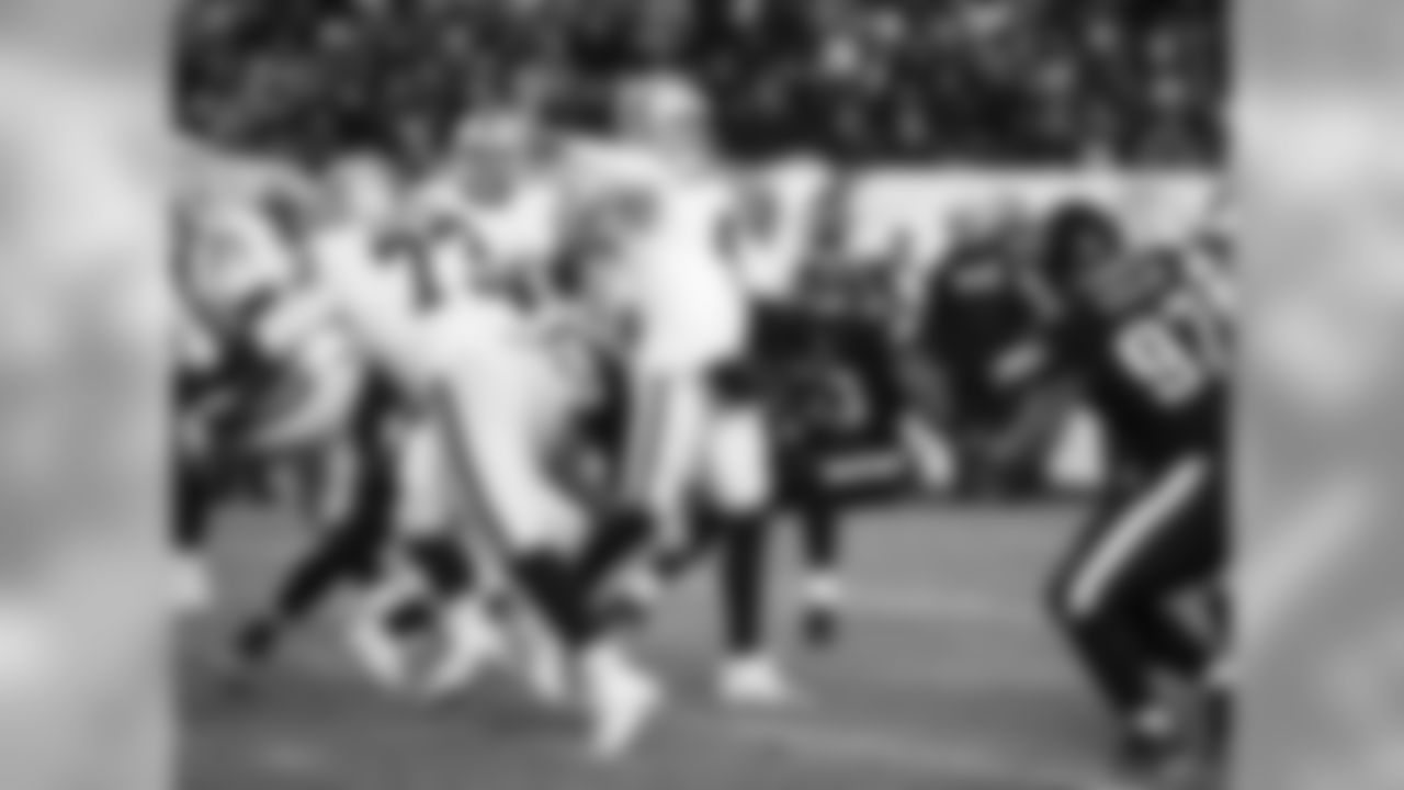 Chris Szagola/Associated Press