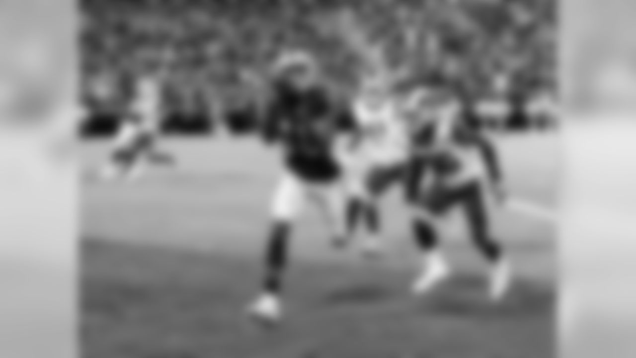 WR Johnny Holton