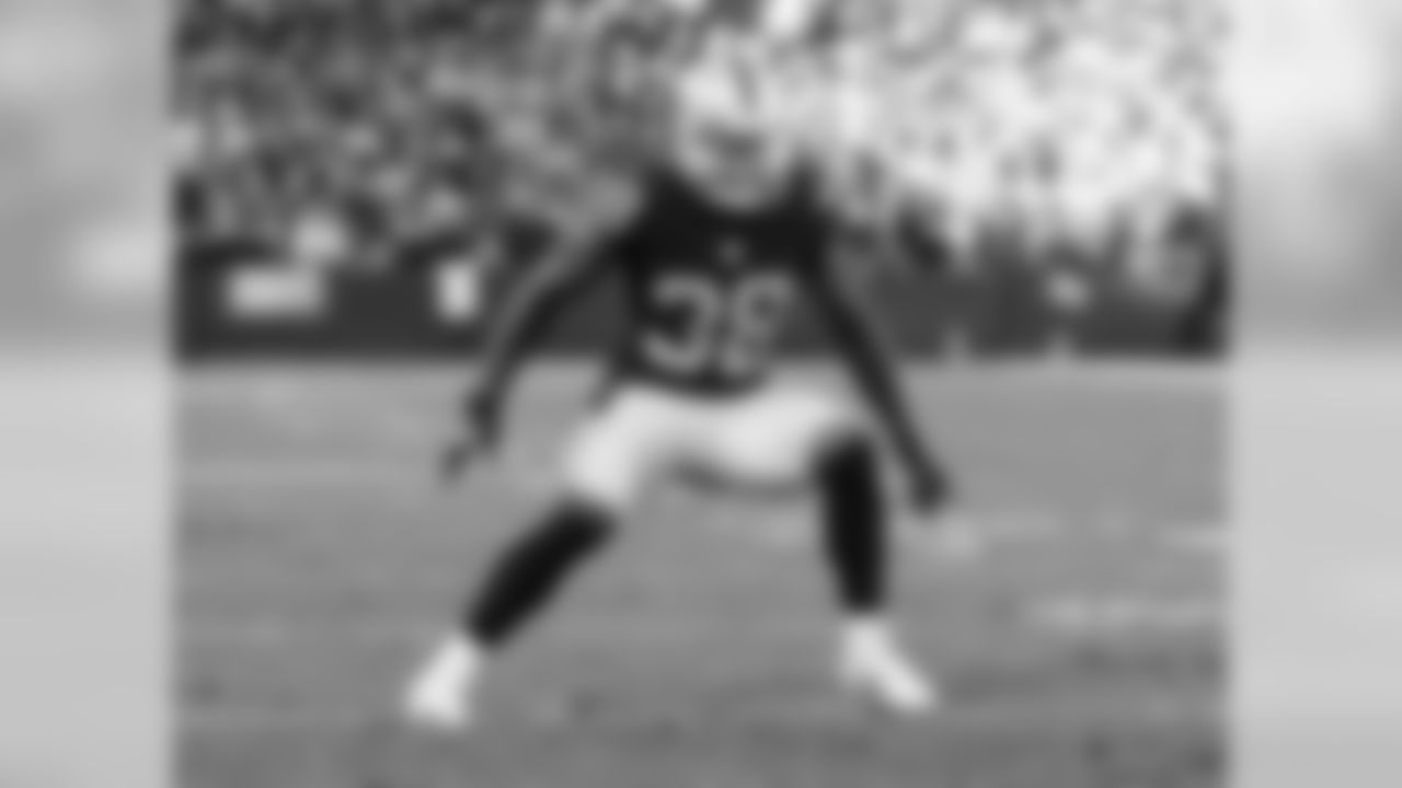 CB TJ Carrie