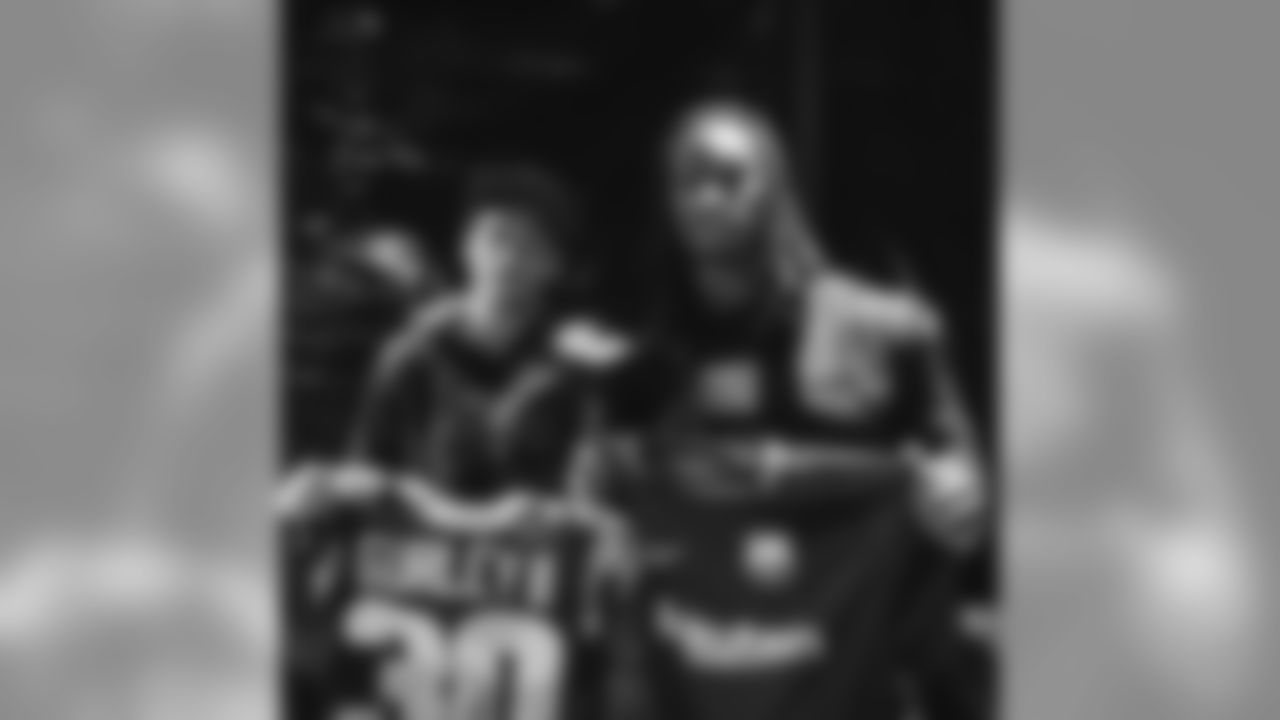 tg4hunnid (Todd Gurley): Global discussion @neymarjr