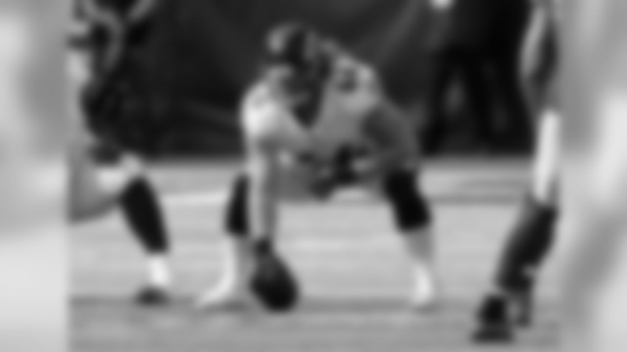 Ryan Jensen, Center