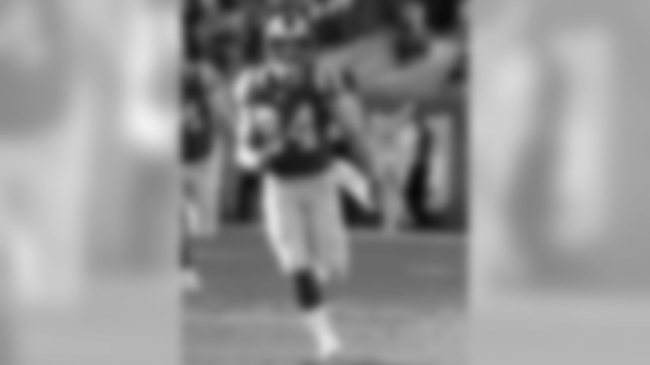 Running back Chase Reynolds