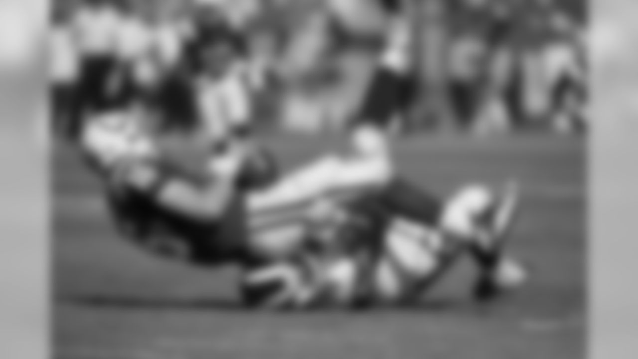 Matt Longacre, Restricted Free Agent