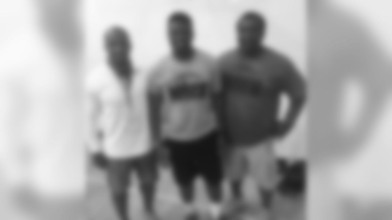 malcbee (Malcolm Brown): Pops & Priest.. #MBFBCamp S/o to the legendary Priest Holmes for coming and showin love at my first camp.