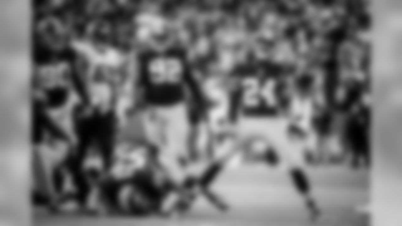CB Josh Norman - 901 Snaps