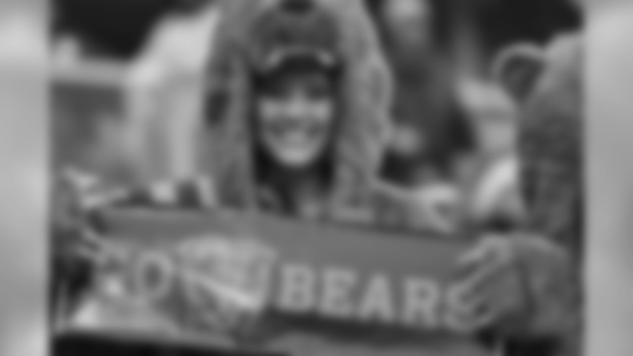 ExtremeSkins Photo Gallery Redskins vs. Bears