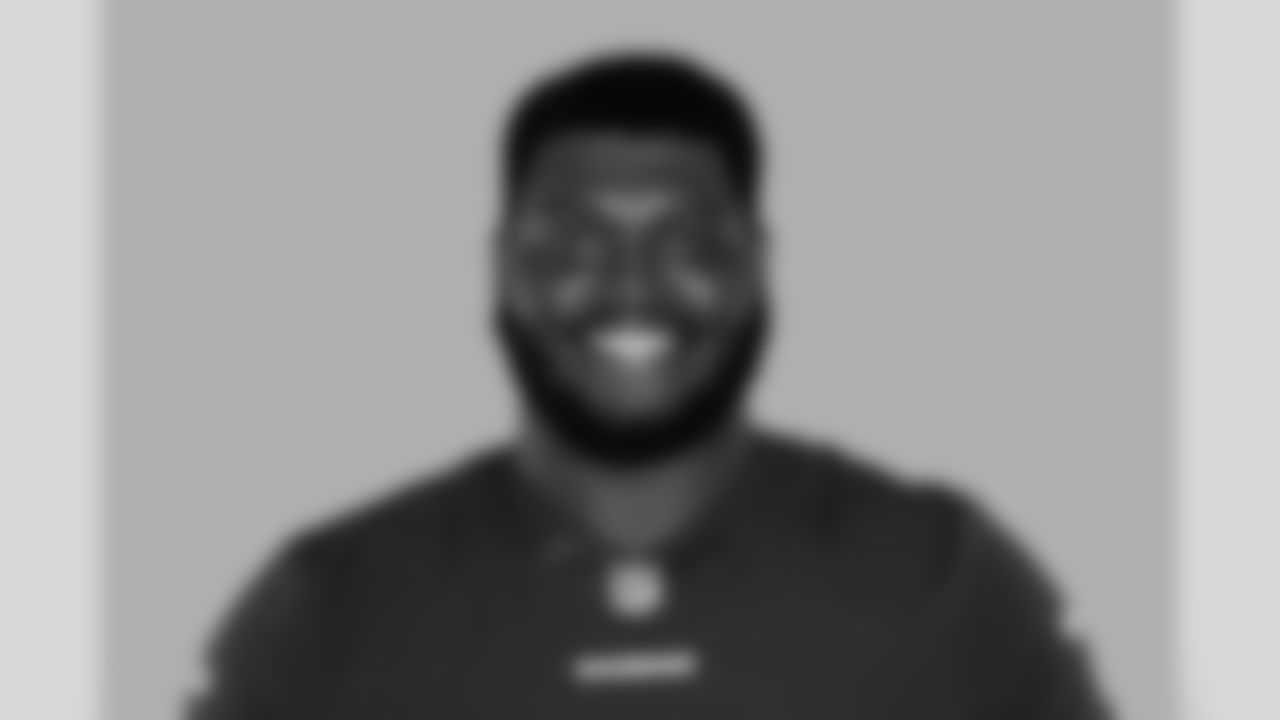 DL Stacy McGee