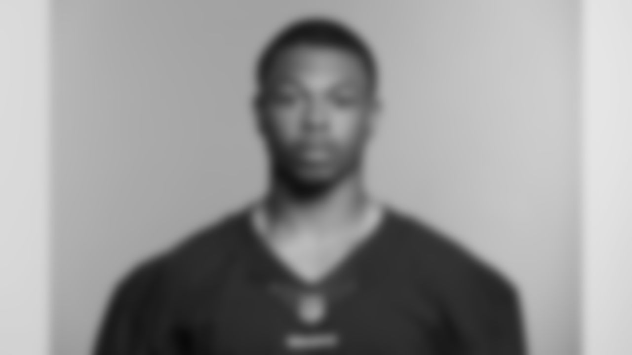 RB Kelsey Young