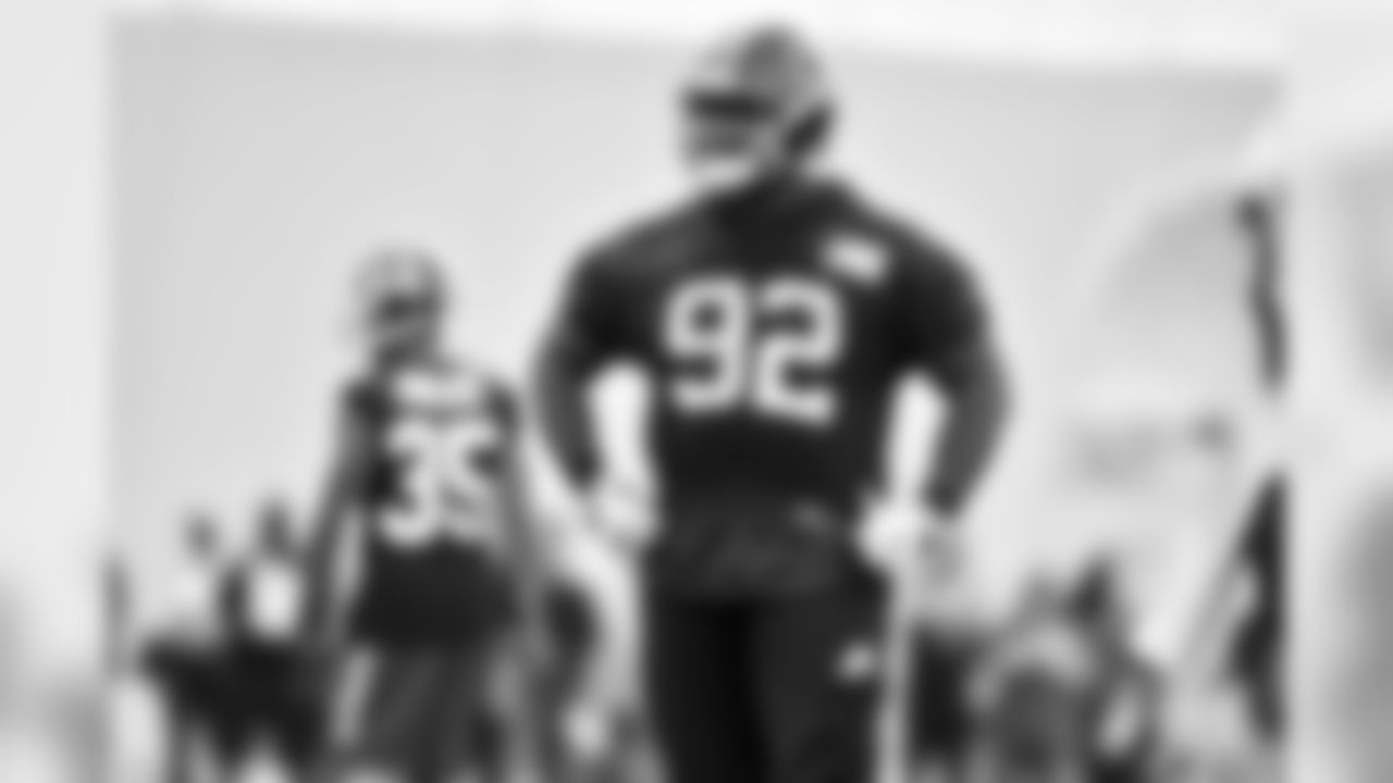 DL Stacy McGee