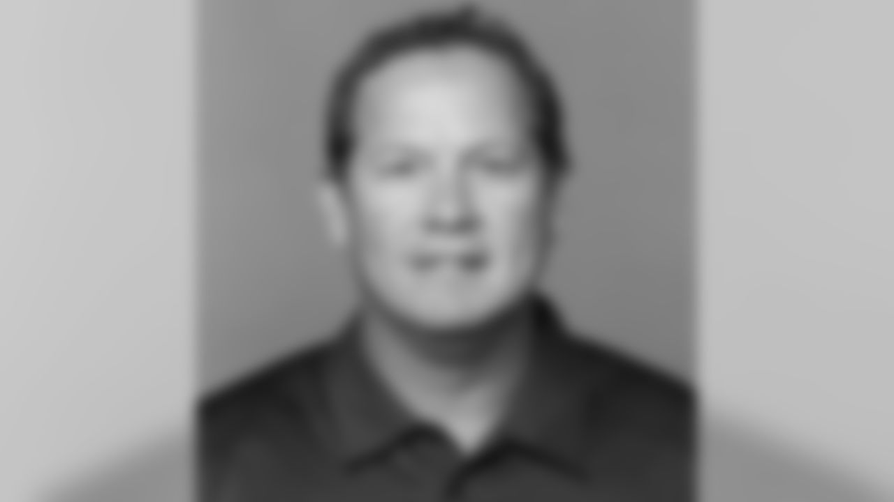 Special projects/special teams assistant Bret Munsey