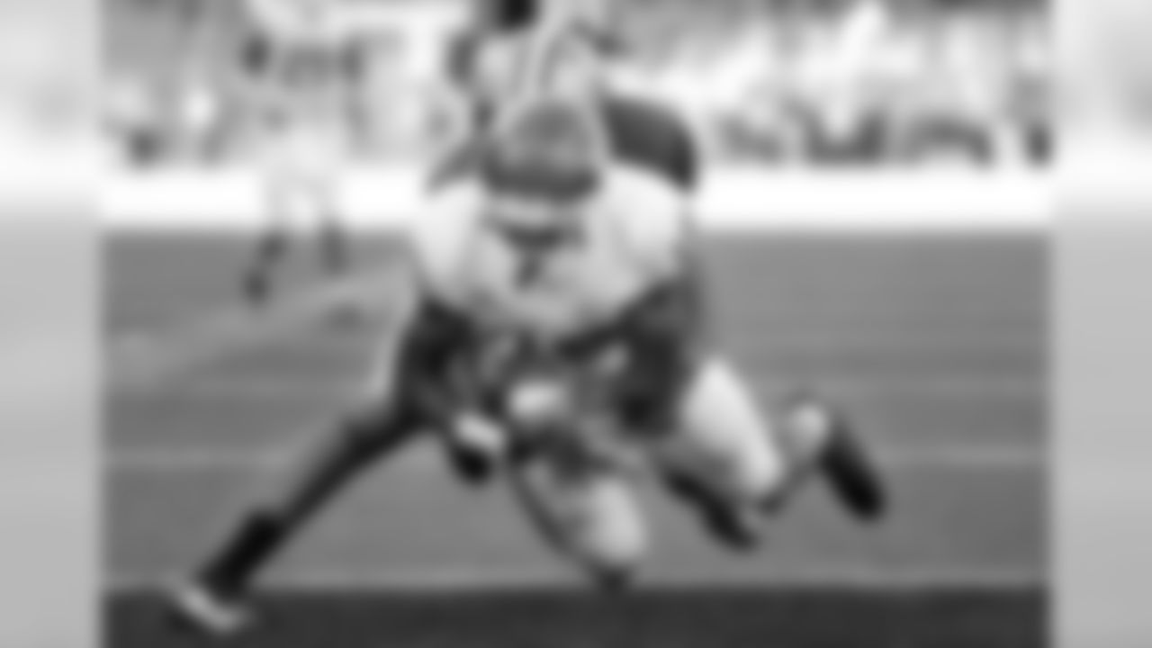 Round 6: WR Robert Davis, Georgia State