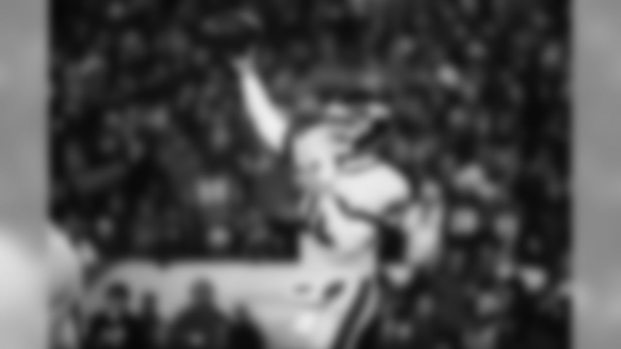 QB Eli Manning