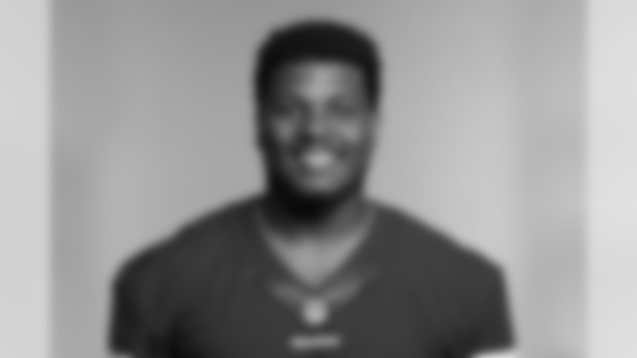 DL Corey Crawford