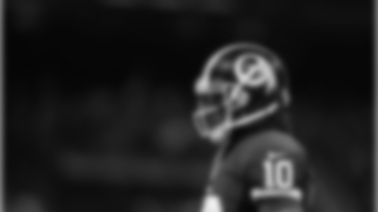 No. 8: Griffin III analyzing the Saints defense.