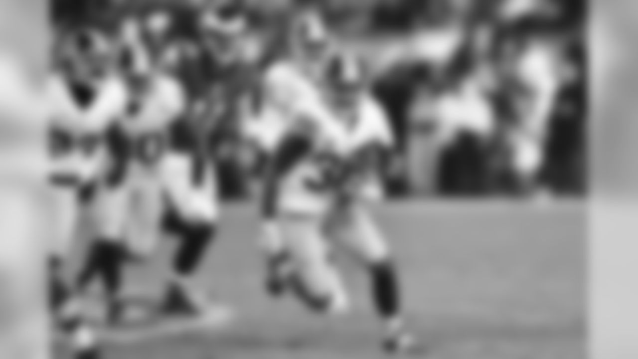 S Dashon Goldson: 970 Snaps