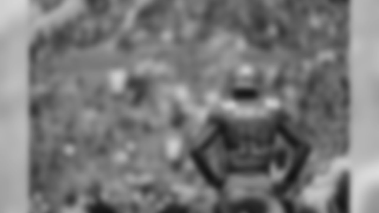 Fabian Moreau; Cornerback, UCLA