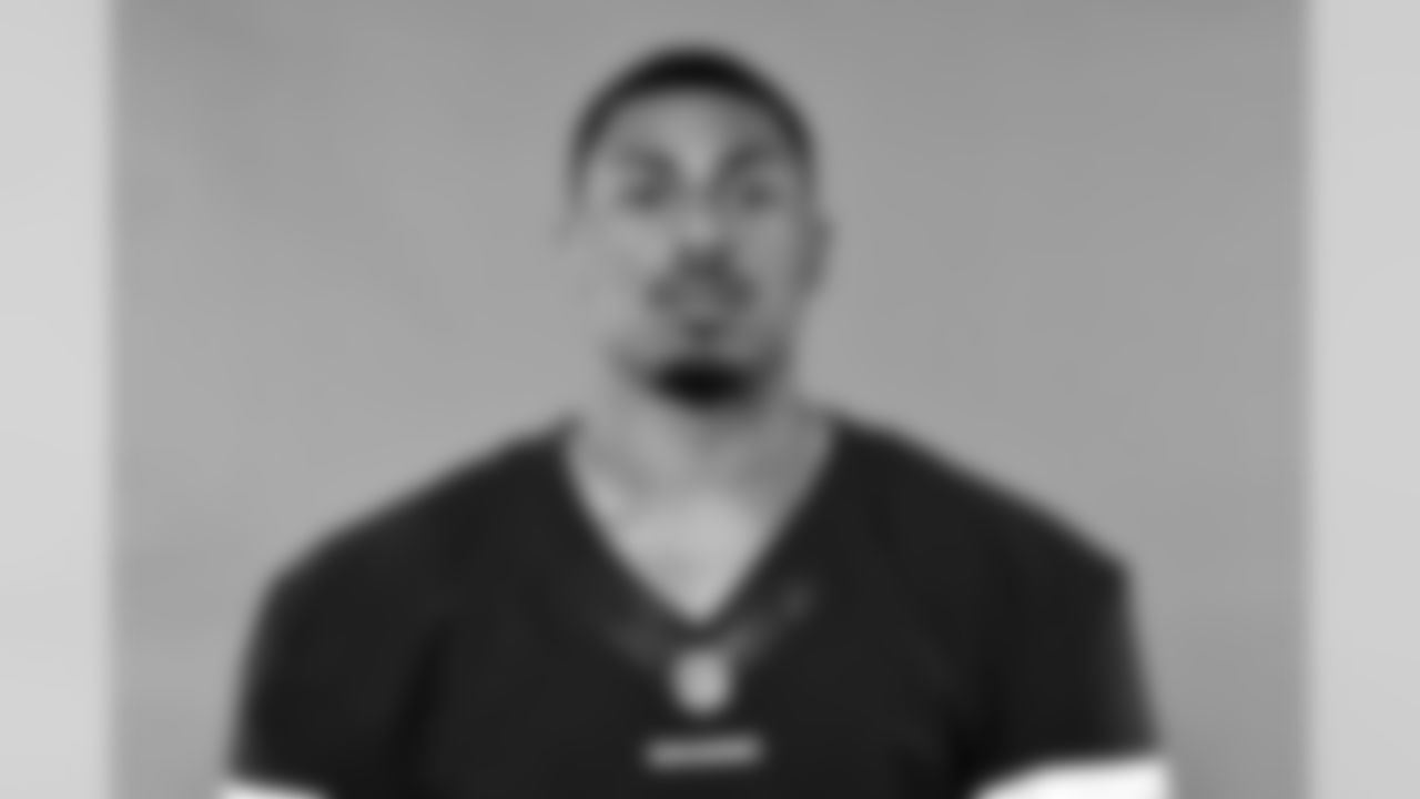 WR Valdez Showers