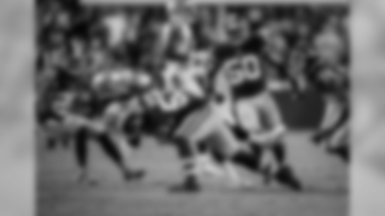 LB Zach Brown - 834 Snaps