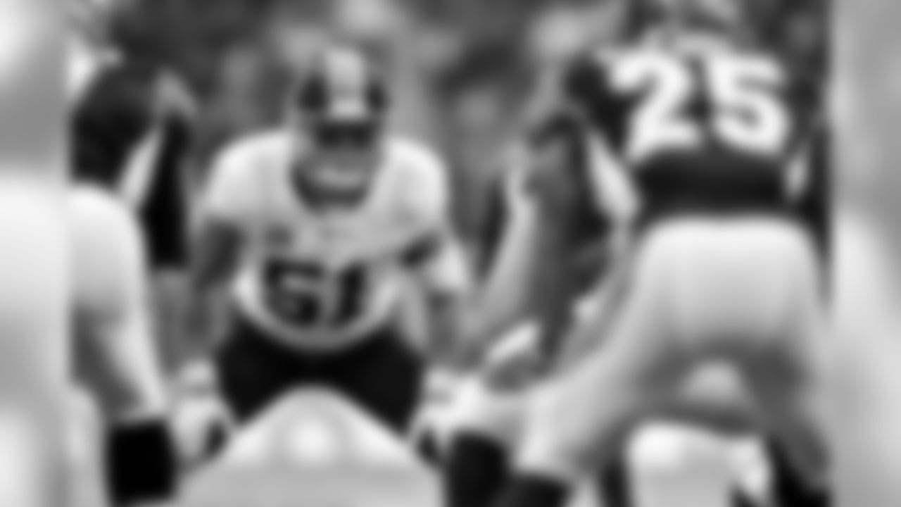 LB Will Compton - 938 Snaps
