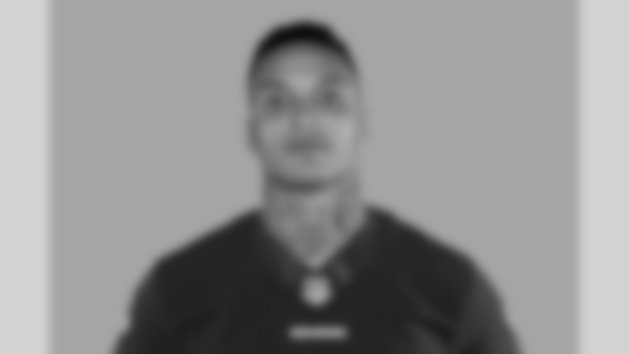 S Su'a Cravens