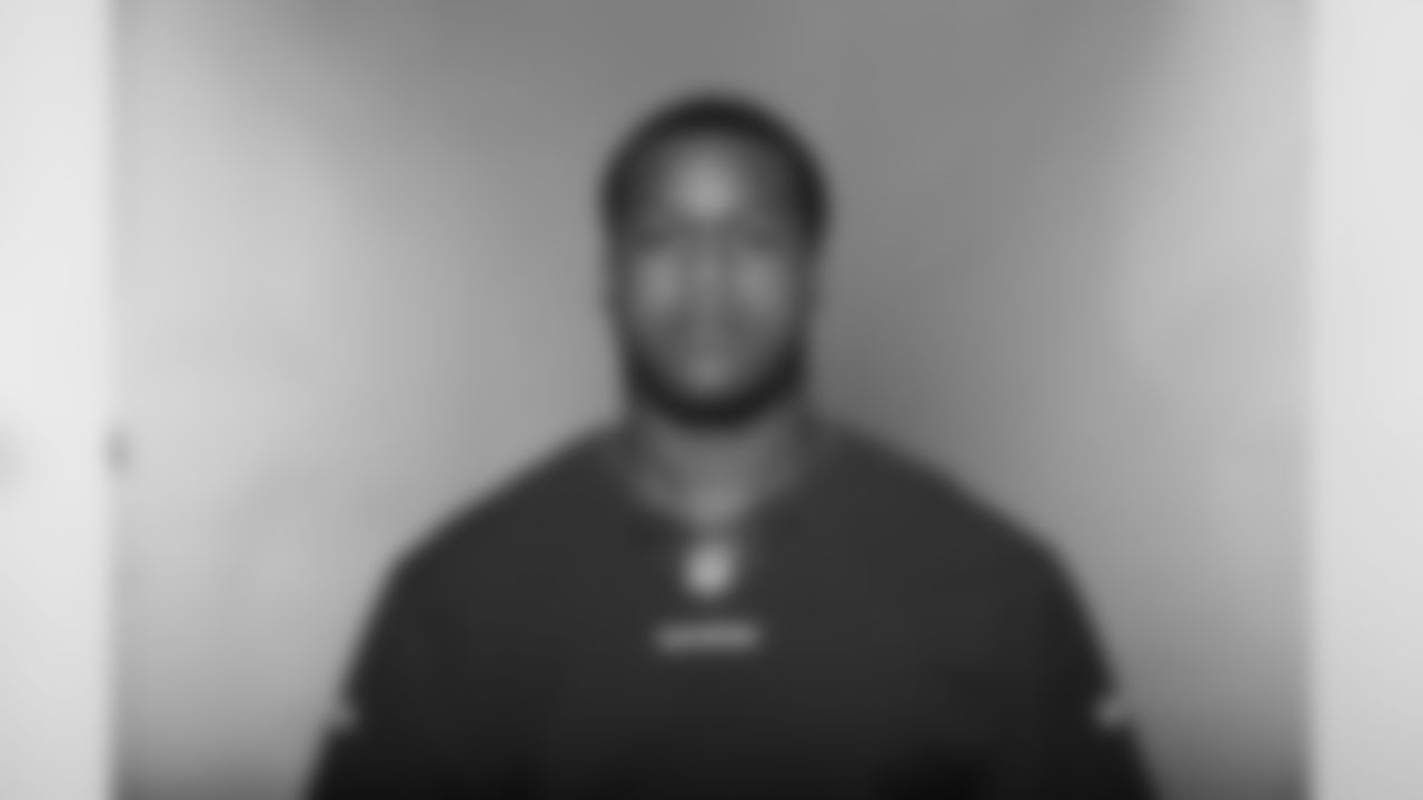 OL Takoby Cofield