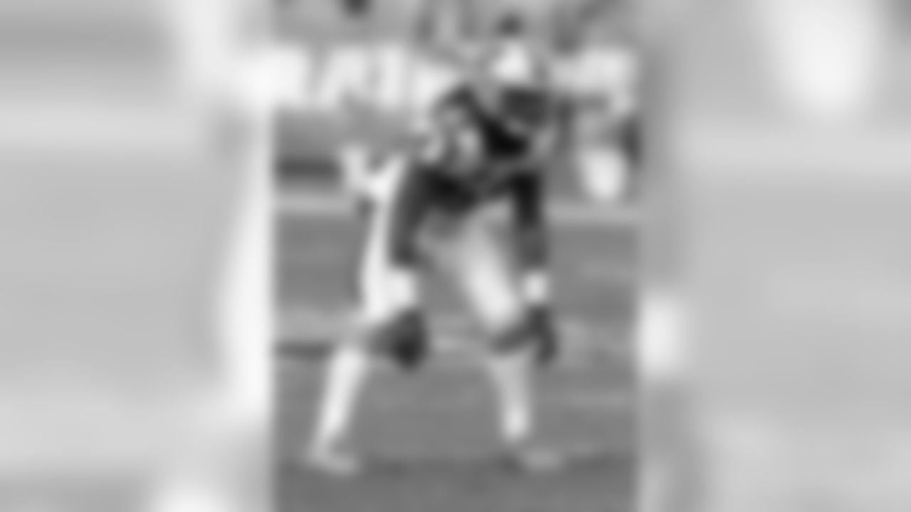 LB Shaq Thompson