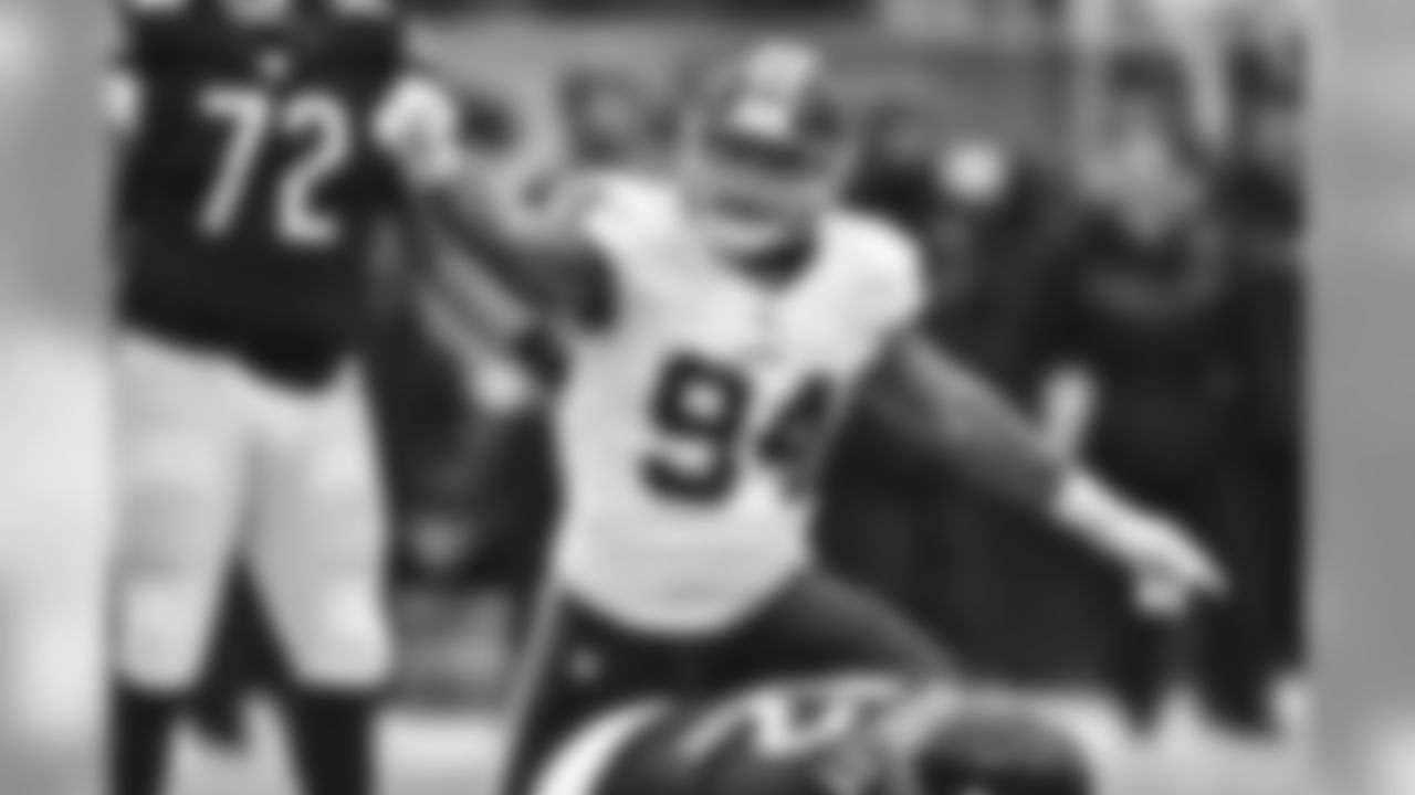 OLB Preston Smith - 768 Snaps