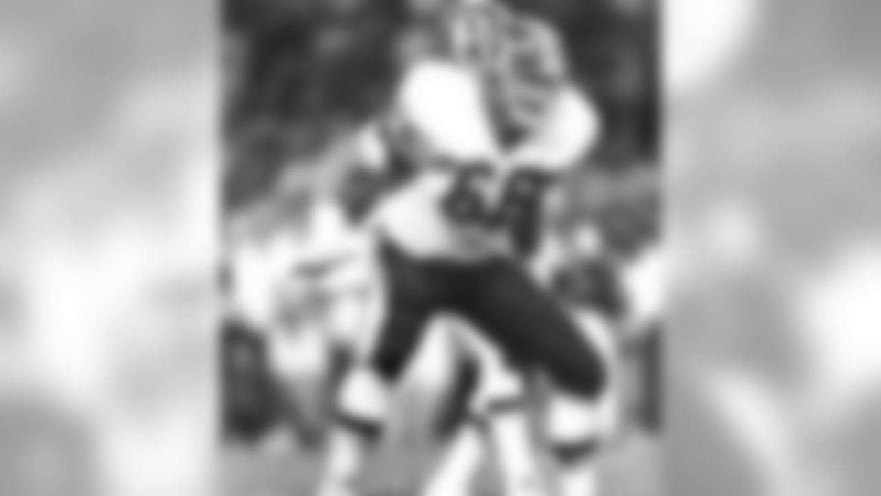 Joe Jacoby (66) gets ready to protect quarterback Joe Theisman, Jacoby played 12 seasons for the Redskins and has made it to the 25 member semifinalist list for the Hall of Fame.