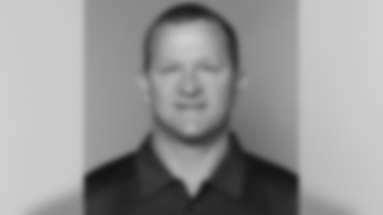 Defensive coordinator Joe Barry