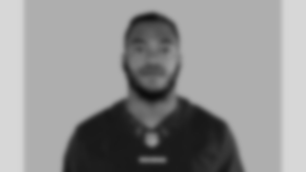 S Josh Evans