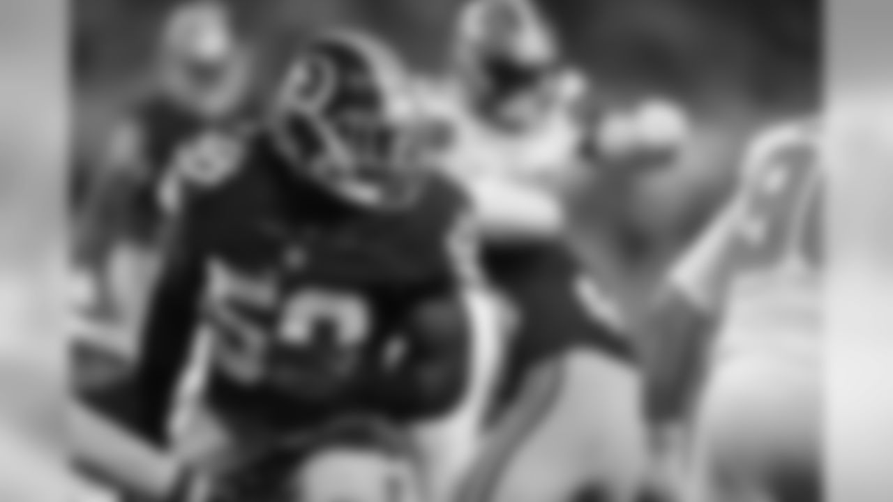 LB Martell Spaight