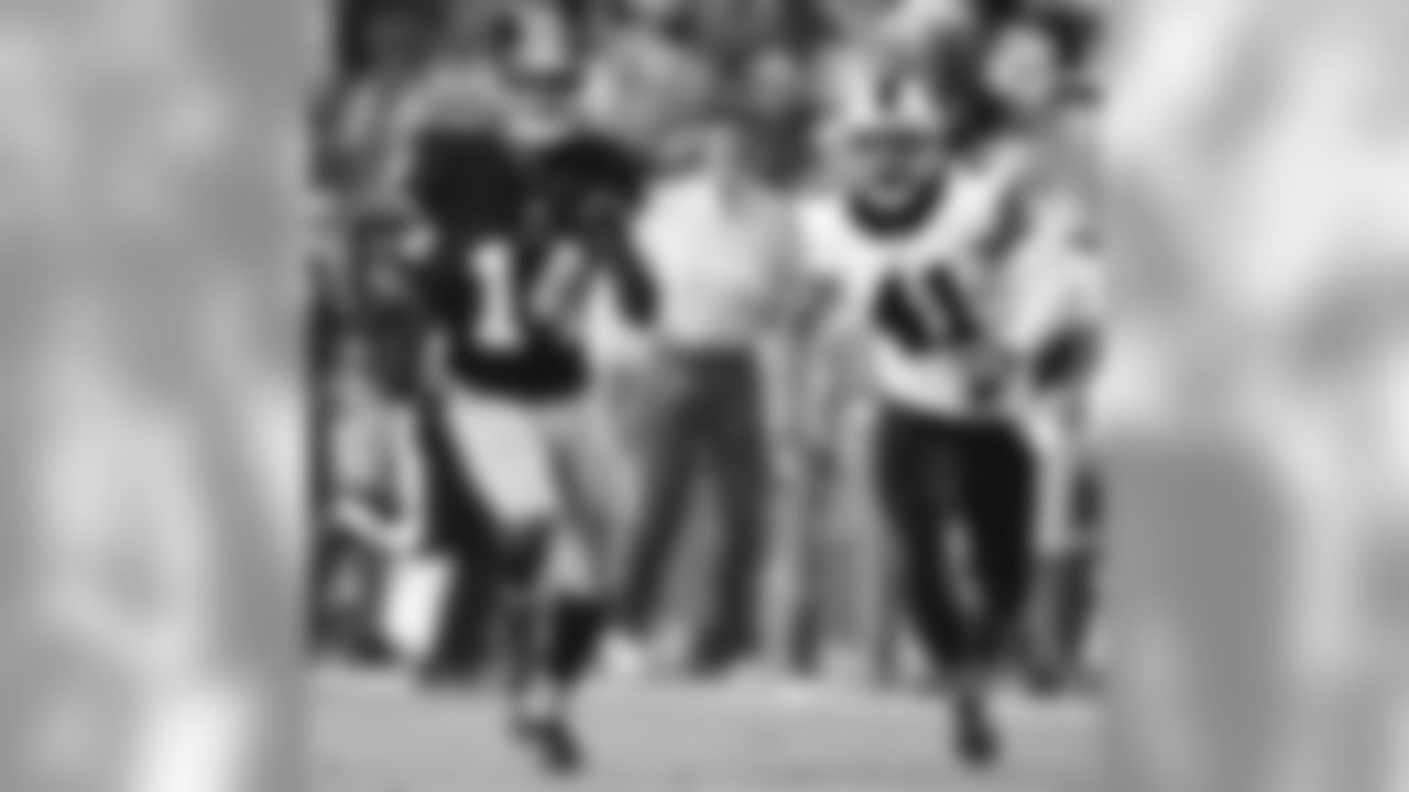 WR Ryan Grant