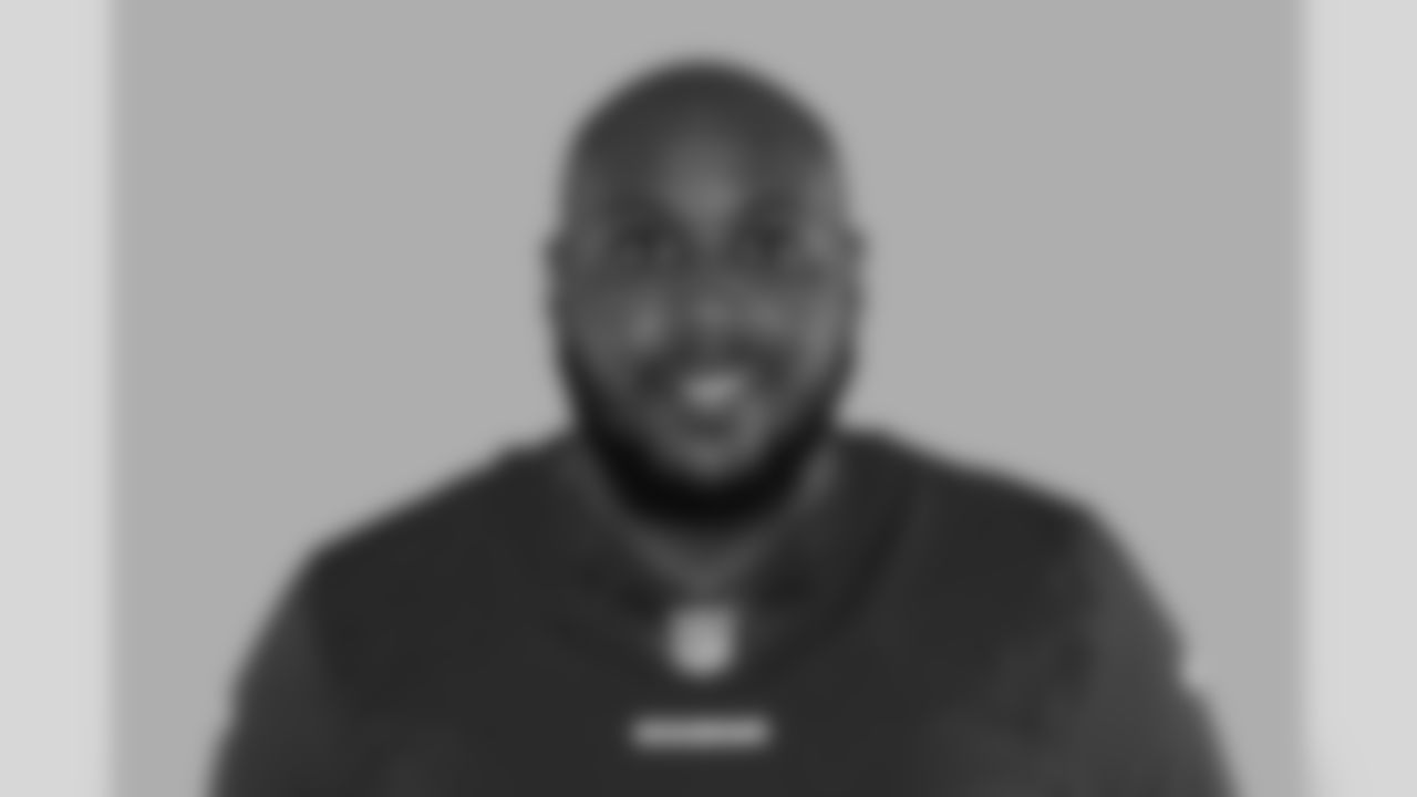 T Isaiah Williams