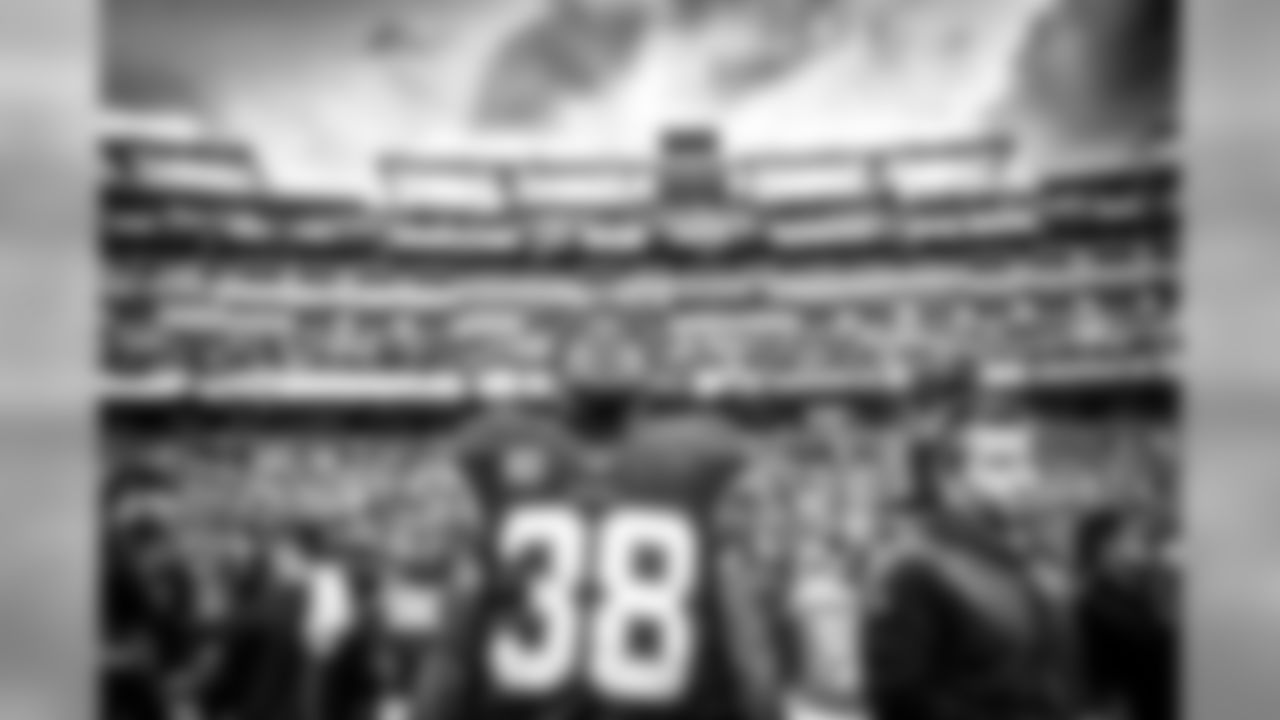 S Dashon Goldson