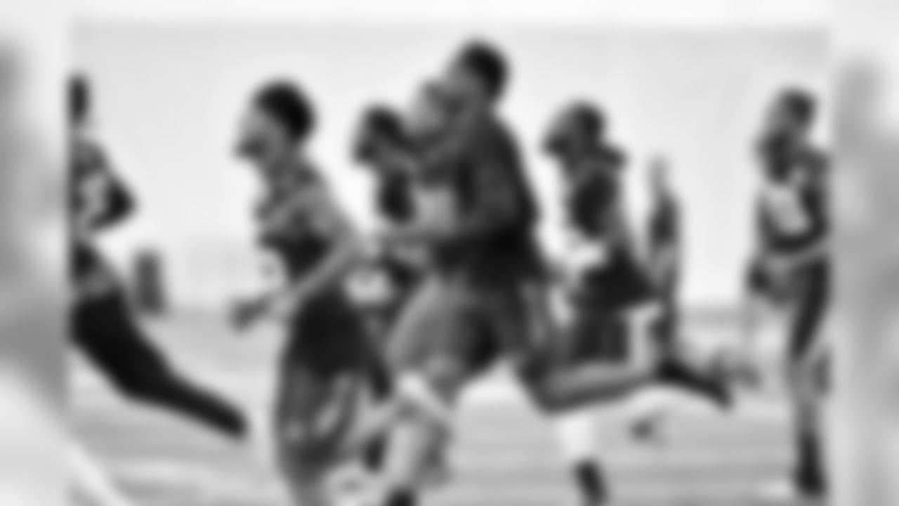 S Montae Nicholson