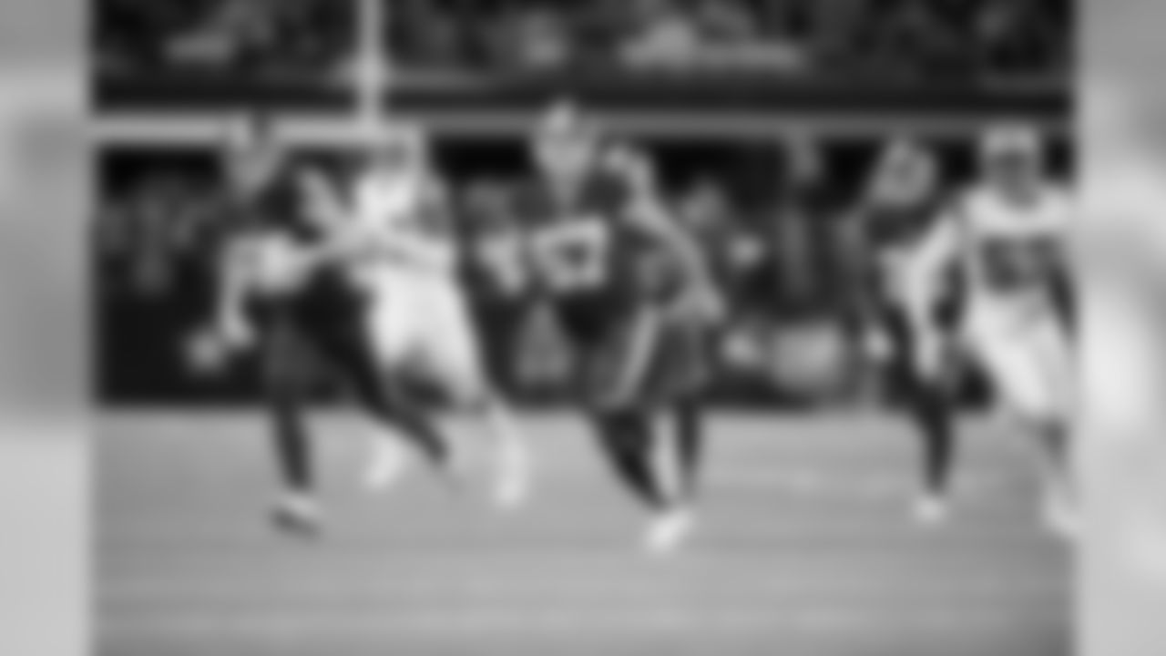 NICK SUNDBERG
Cause: Loads of Love
Organization: Washington Redskins Charitable Foundation