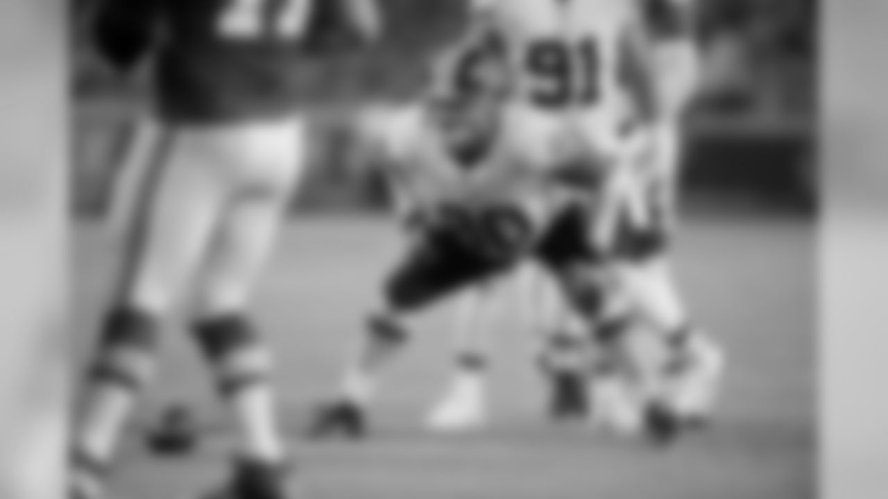 DL Ziggy Hood - 539 Snaps