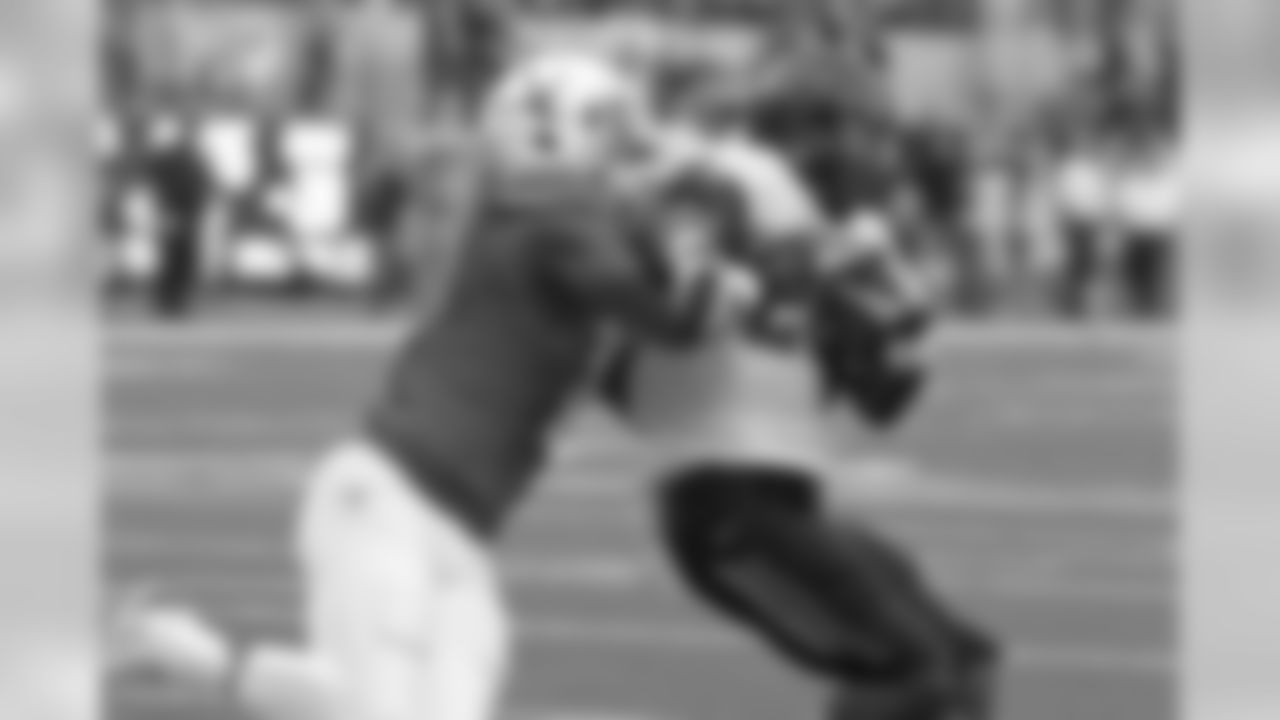 Shiro Davis, Linebacker, Texas