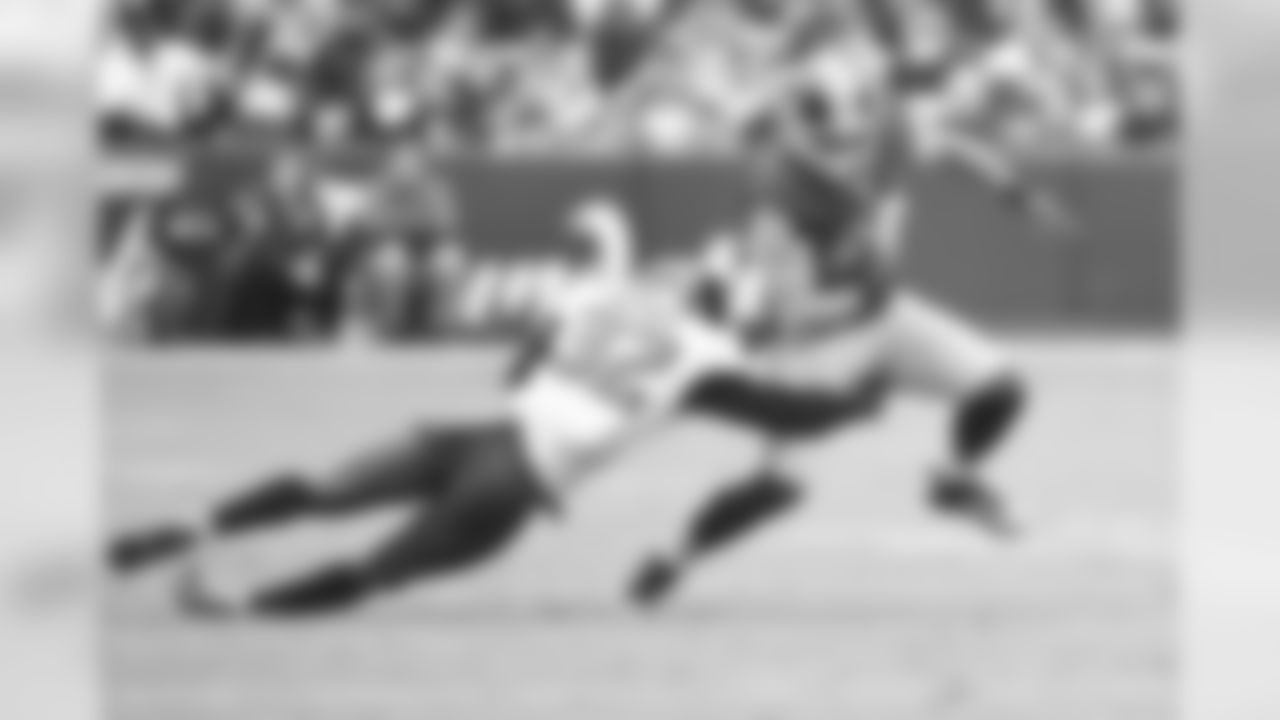 Derek Carrier (17 receptions)