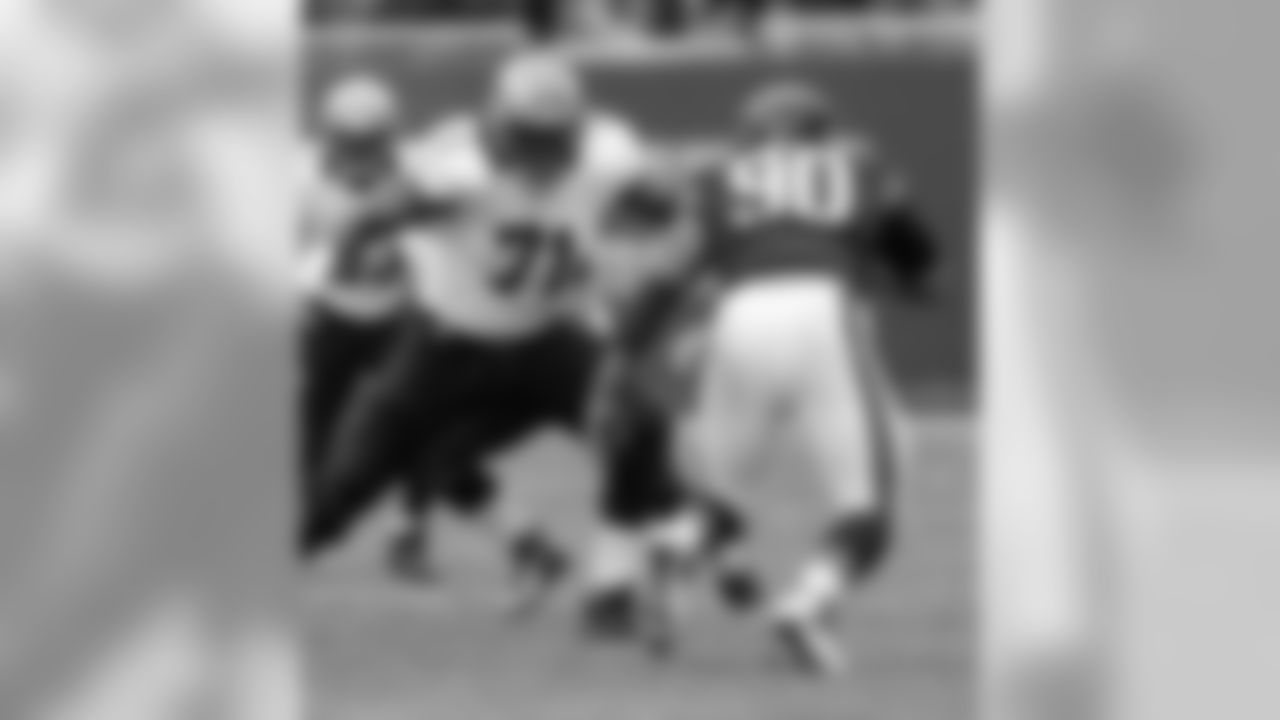 In 2009 at USC, Brown was named first team All-American by Sporting News, won the Morris Trophy, and was an All Pac-10 selection.