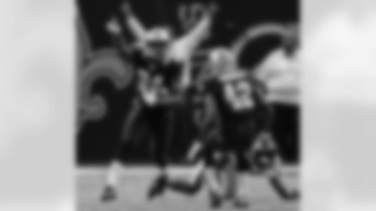 As a rookie, White recorded 32 combined tackles, three passes defensed and one interception.