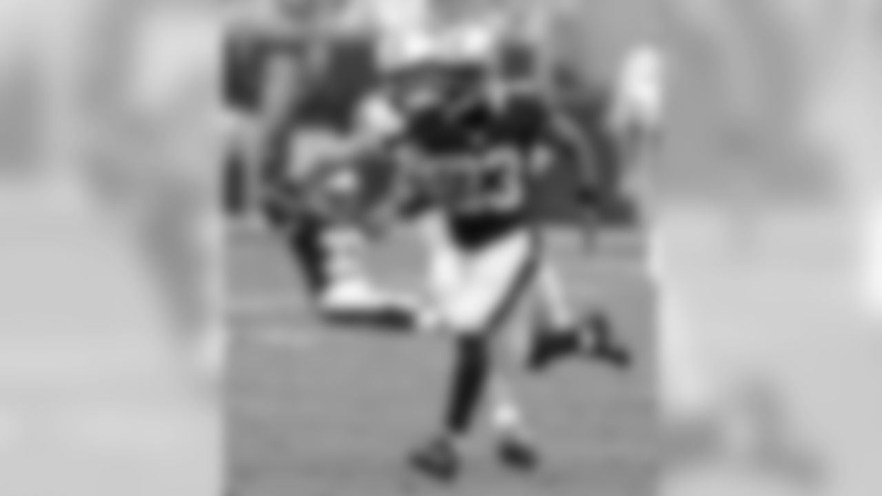 As a rookie, Murphy averaged 9.3 yards per punt return, collected 261 total yards and 1 touchdown.