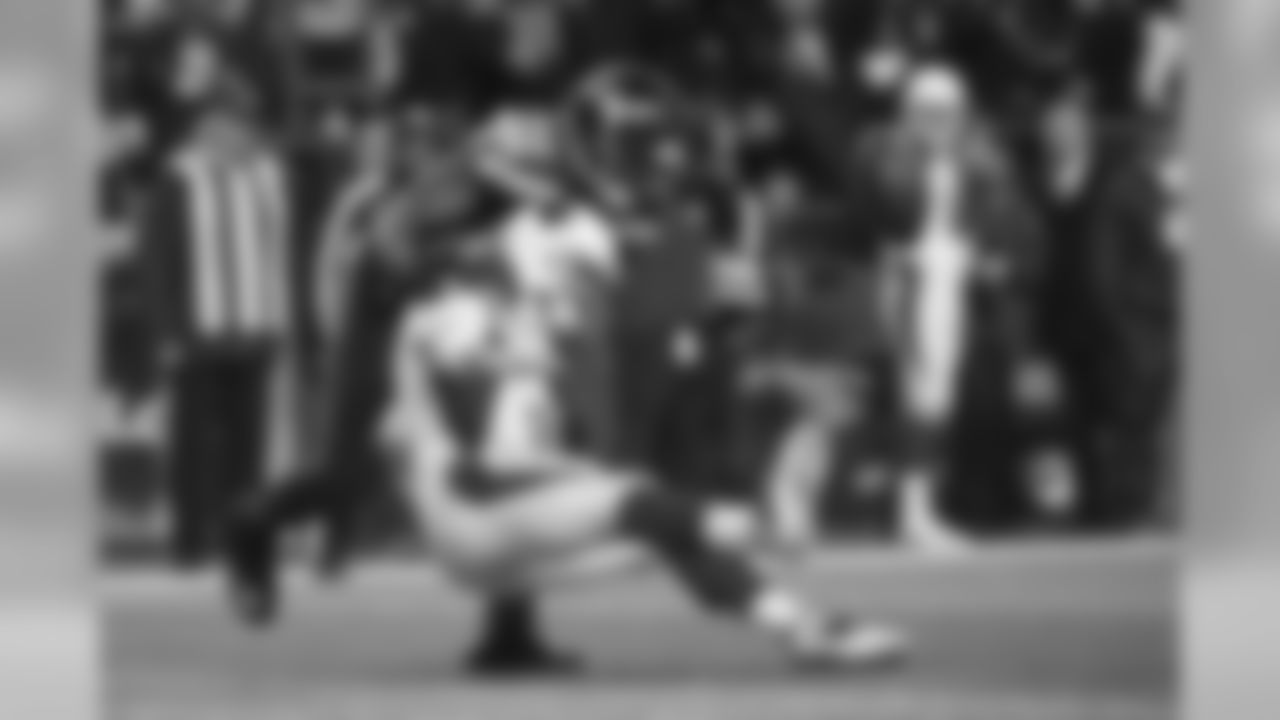 Seattle's defense came alive in the fourth quarter as Cliff Avril strip-sacked Arizona's Carson Palmer, which was recovered by K.J. Wright and returned to the three-yard line.