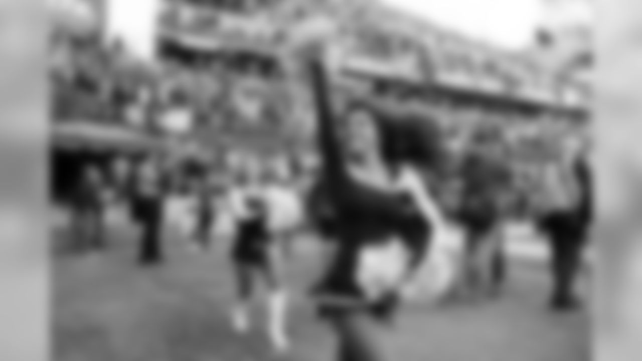 20171029_seagals_texans_janegphoto-156_3.jpg